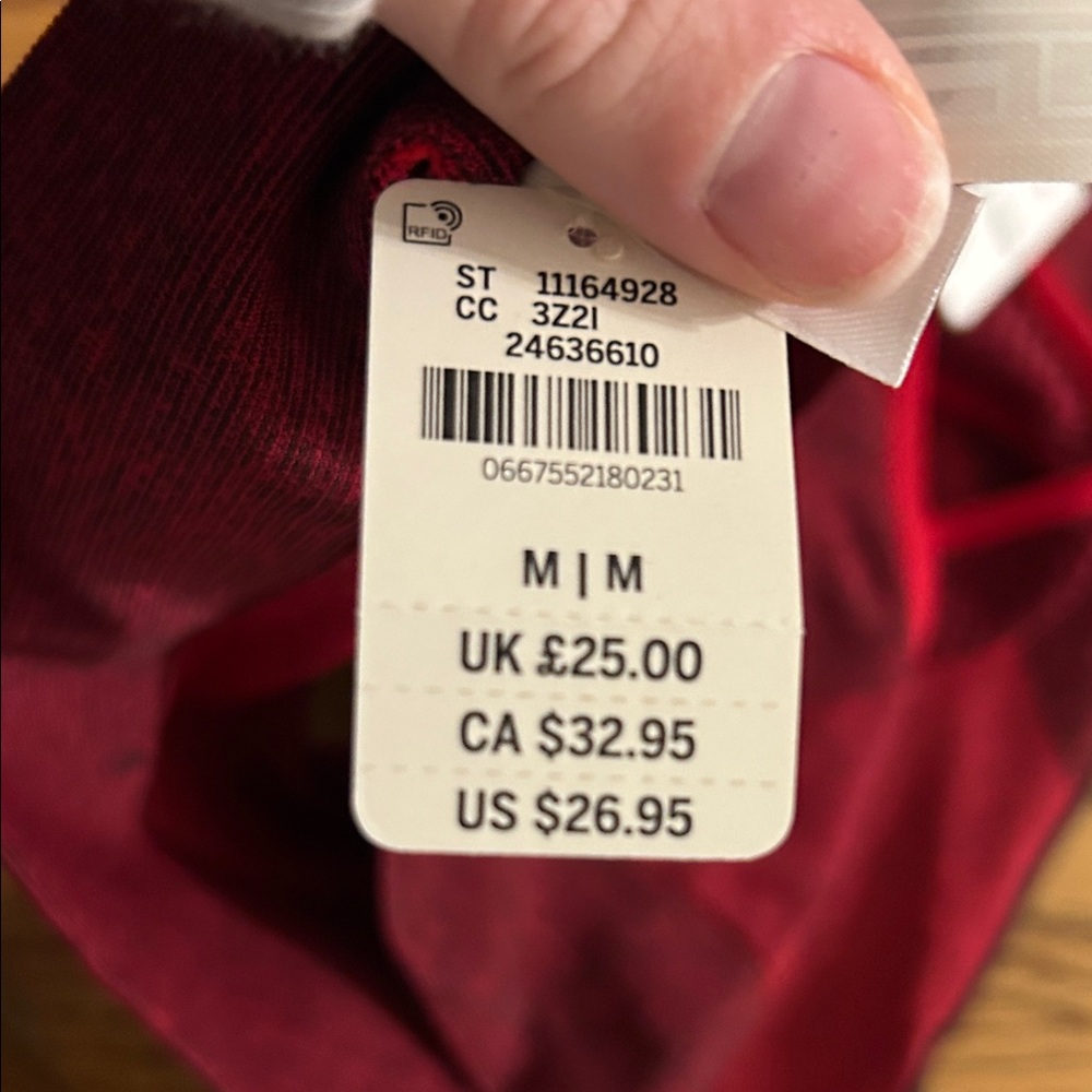 PINK Victoria's Secret Red Sports Bra and Leggings - Picture 10 of 10